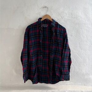 Men’s medium club room flannel